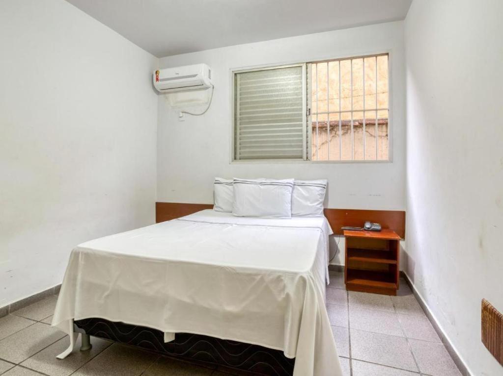 Itajuba Classic Hotel Goiânia Exteriör bild